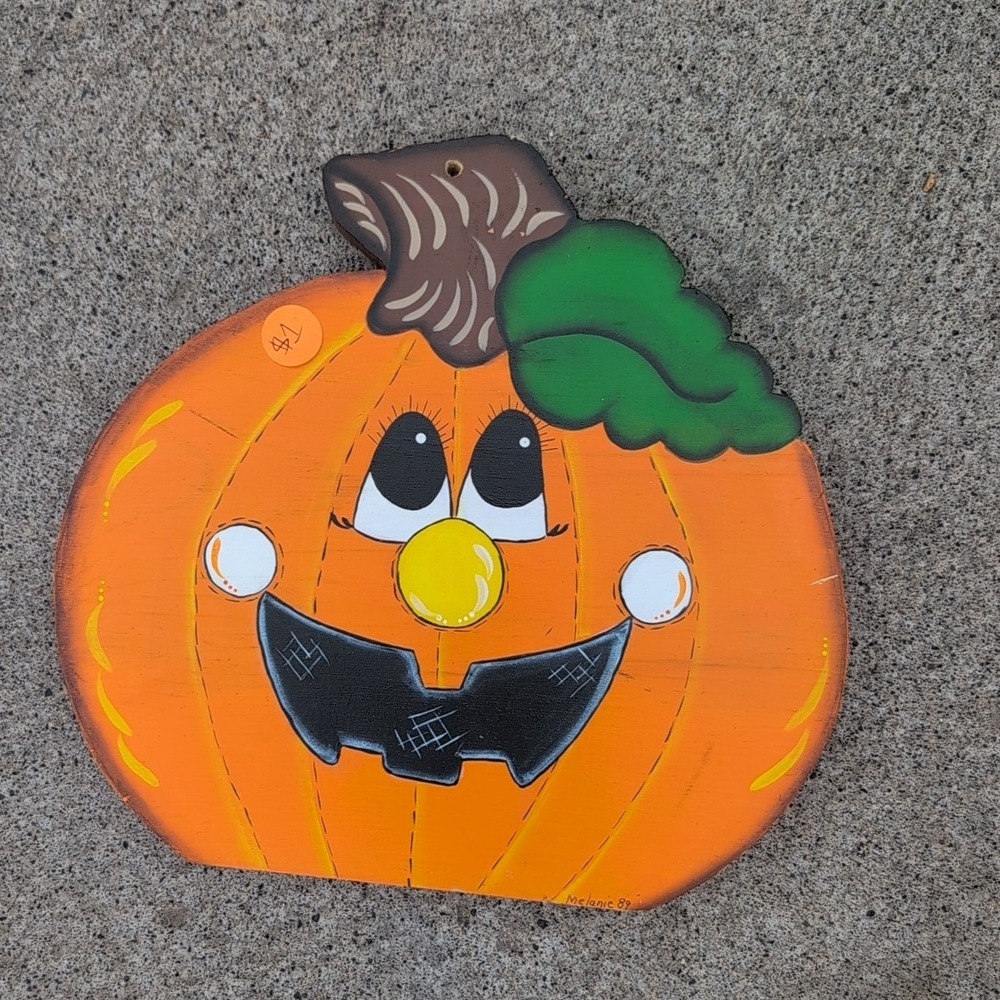 Vintage 1989 Hand Painted Wood Pumpkin Wall Decor‎ Bat Face Folk Art Halloween